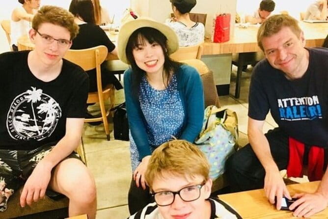 1.5 Hour Food Tour at the Kuromon Market in Osaka - Price and logistics: when $35.40 makes sense