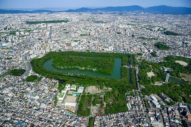 18-Min Osaka Helicopter Tour: Cultural Heritage Experience - The Flight Route You’ll Recognize: Port, Cosmo Tower, Abeno Harukas