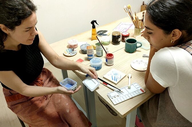 2 Hours Private Painting of Ceramics in Osaka - The Century-Old House Setting and Your Instructor’s Role