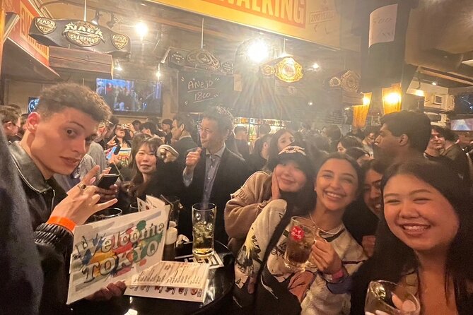 3Hour Osaka Pub Crawl Bar Hopping Nightlife Guided Tour in Namba - Stop 4: FOURZ Hotel Kintetsu Osaka Namba, DJ Night Energy