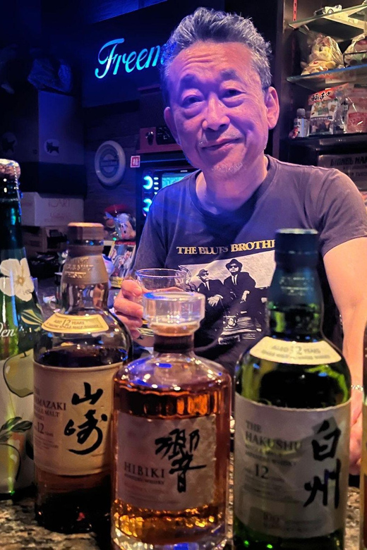 Bar hopping: Create lasting memories with TOMODACHI guides! - First pour: sake tasting in a place that feels local