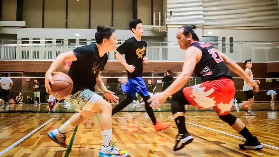 Basketball in Osaka with local players! - Who this Osaka pickup basketball experience suits best