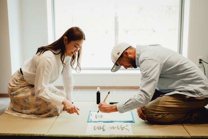 Calligraphy Workshop in Namba, Dotonbori - Your take-home souvenir: colored paper or a name tag