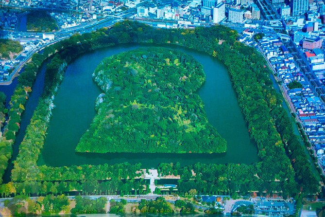 Customizable Osaka Historical Full Day Walking Tour - Nakanoshima Park: Riverside Breathing Room Between Landmarks
