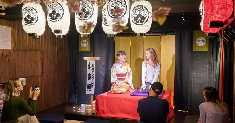Dotonbori: English Rakugo & Tsugaru Shamisen Show & Workshop - Price and value for $29: three experiences in 90 minutes