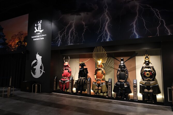 Enjoy taking impressive photos dressed as a samurai - Quick Snapshot: Samurai Armor at Shinsaibashi ARTY Inn