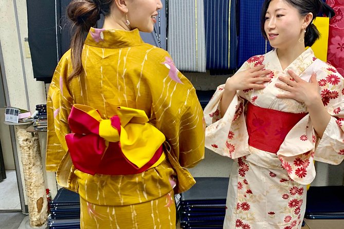 Exclusive private Yukata dressing workshop - Photo time and tea break: then you get Osaka built into your plan