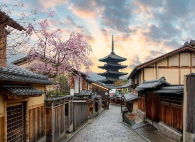 From Osaka / Kobe: Kyoto Private Tour with Licensed Guide