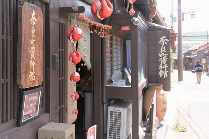 Full Day Guided Tour to Nara from Osaka by Van - Naramachi lunch time: where to eat, shop, and slow down