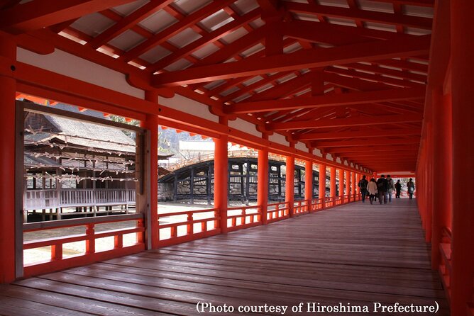 Full Day Hiroshima and Miyajima Tour by Bullet Train from Osaka - Hiroshima Peace Memorial Park and Museum: the learning stop that needs time to land