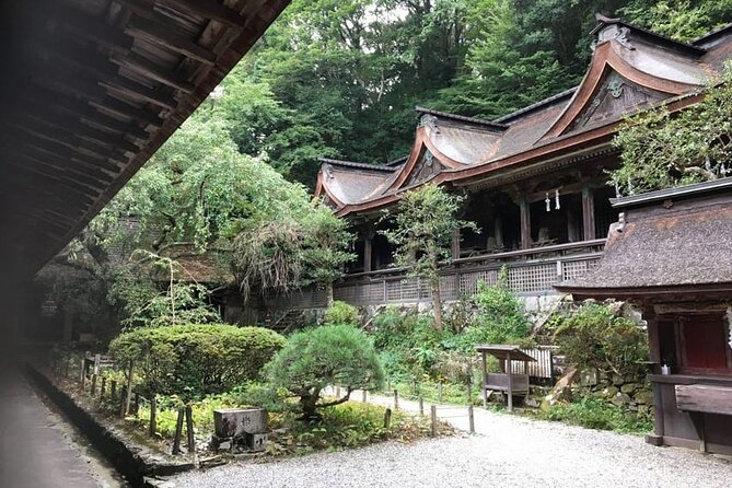 Full-Day Private Guided Tour to Yoshino, Japanese Mountain - Naka-senbon street lunch and small mountain shopping stop