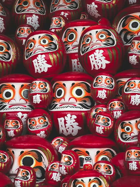 Get to know Minoo from Osaka. Katsuoji Temple, Ryuanji Waterfall and Ryuanji Temple - Katsuoji Temple, Daruma, and the Temple of Victory feeling