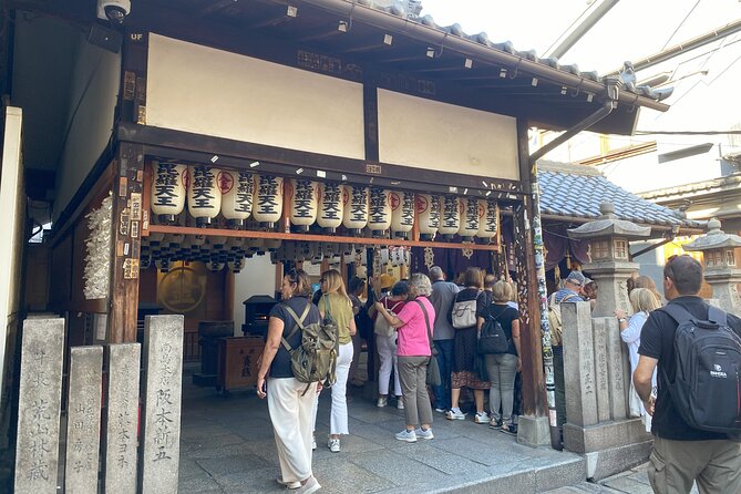Guided Tour of Some Attractions in Osaka by Private Car - How Tomaki and the driver add value beyond the route