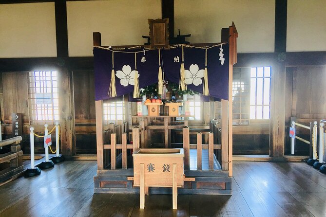 Half-Day Private Guided Tour of Himeji Castle - Wanoyagura (Wa Tower): seeing everyday roles inside the walls