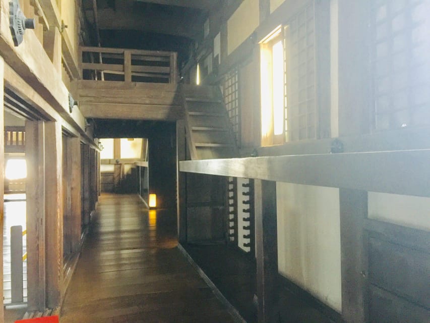 Himeji: Private Guide Tour of the Castle from Osaka or Kyoto - Should you book this Himeji private guide tour?