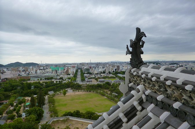 Himeji Private Tour from Osaka or Kobe - Koko-en Gardens: nine garden types and a tea ceremony pause