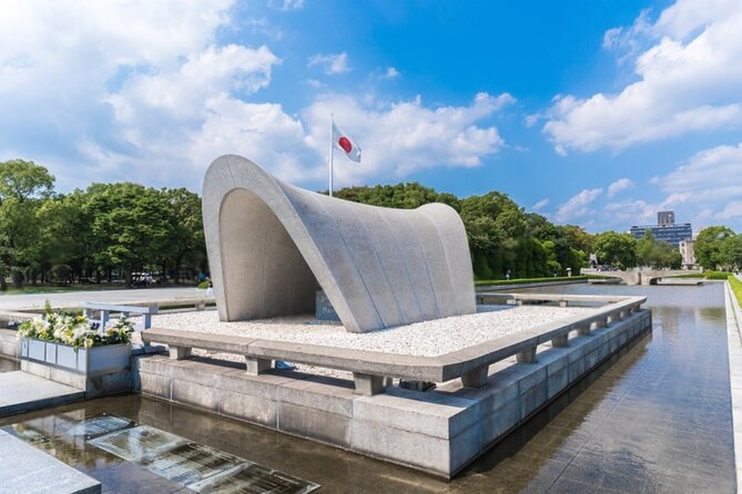 Hiroshima and Miyajima Private Tour with English Speaking Driver - A 6:00 am start that actually helps