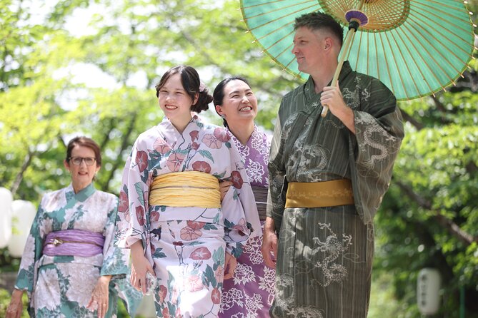 Kimono Rental Photoshoot Experience in Osaka - Kimono or yukata: how the seasonal choice plays out