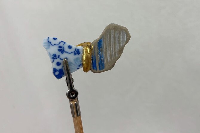 Kintsugi Workshop: Beauty in Brokenness - Your 3-hour flow: from broken pottery choice to gold-flecked finish