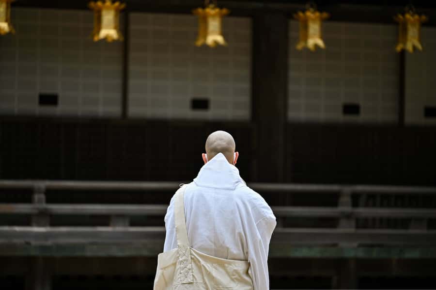 Koyasan: A Mysterious Meditation Journey - Door-to-door to the Mountain: How the Drive Sets the Tone
