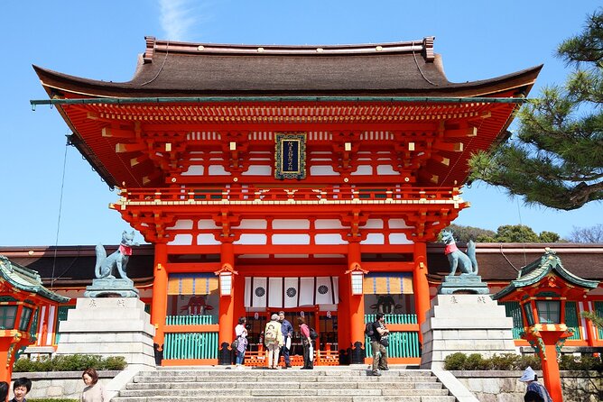 Kyoto Full day Tour Kinkakuji, Kiyomizu-dera and Fushimi Inari - Kinkaku-ji Temple: 40 minutes with the Golden Pavilion