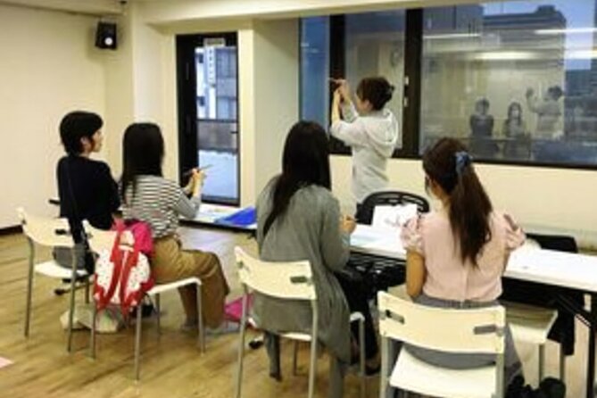 Mastering the Proper Use of Chopsticks in Osaka - Why Osaka Chopstick Lessons Focus on Finger Strength