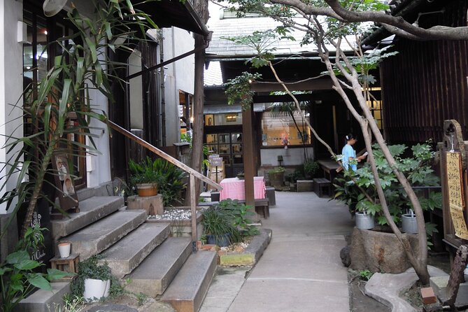 Nostalgic Osaka walk, totally different from Dotonbori - Meeting point and how the route stays simple