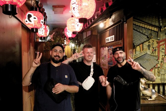 Osaka 4-Hour Walking Tour: Hotspots and Hidden Gems - Kuromon Market, Osaka’s Kitchen for everyday scenes