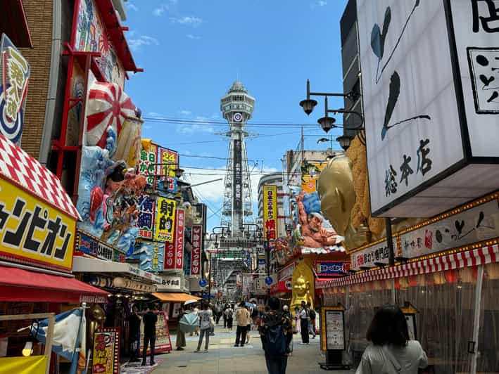 Osaka: A Private Guided Walking Tour of 5 Must-See Sights - Osaka Castle with admission included, what to focus on in 75 minutes