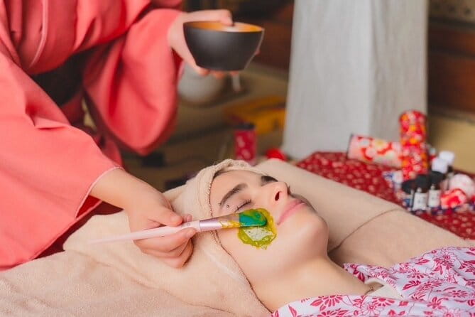 Osaka:Bamboo Healing Massage at the Temple <90-min> - How Temple Etiquette and Worship Lessons Add Value