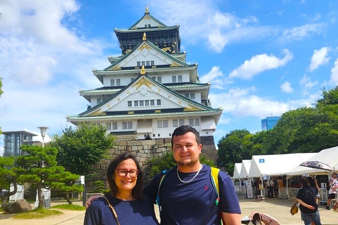 Osaka Castle Tower Guided Tour in 90 Minutes - Group Tour - The castle grounds: Sengoku to Edo explained in plain terms