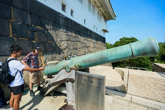 Osaka Castle Walking Tour and Castle Tower Admission - The largest stone story: a detail that makes the visit memorable