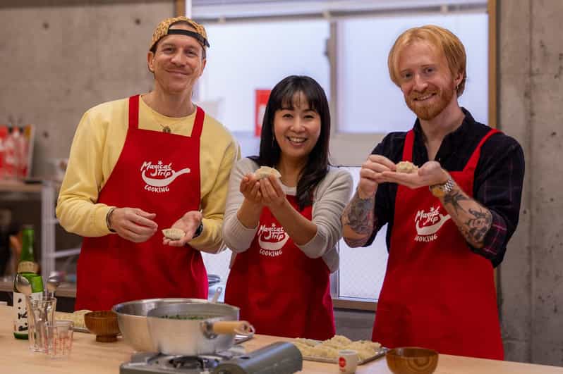Osaka: Cooking Class & Sake Tasting with Local Market Visit - The Supermarket Stop That Makes the Cooking Actually Make Sense