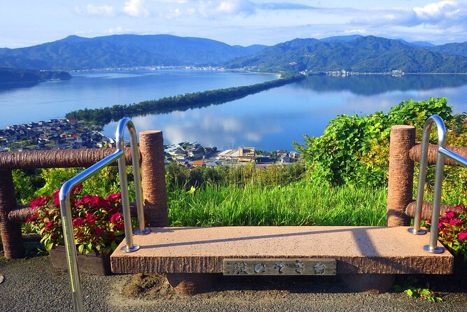 Osaka Day Tour: Amanohashidate & Ine Bay - Ine Bay Sightseeing Boat: Funaya Views, Birds, and a Chance at Dolphins
