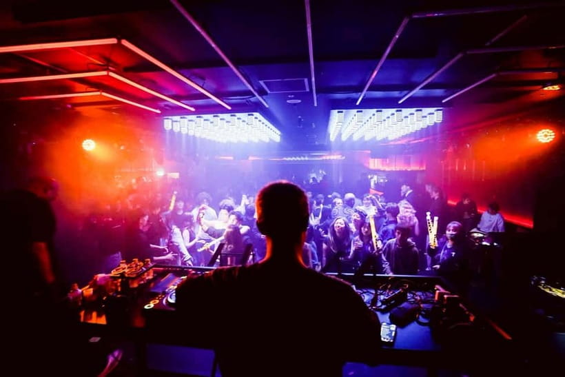 Osaka Dotonbori:GIRAFFE Nightclub Ticket with Drink/VIP Plan - Ticket basics, price value, and what all-you-can-drink really gives you