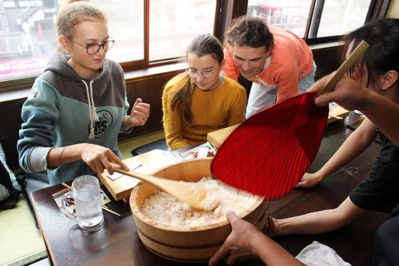 Osaka Dotonbori: Hand Roll Sushi Experience - Entering the experience: Honing sushi craft in Nico Building