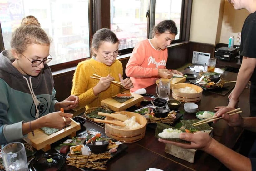 Osaka Dotonbori: Hand Roll Sushi Experience - Why the wasabi tasting is the star of the show