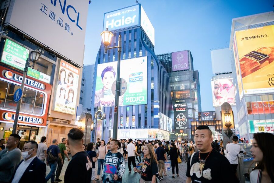 Osaka Dotonbori Night Photoshoot Private | Pro Photographer - Who this is best for (and who should skip it)