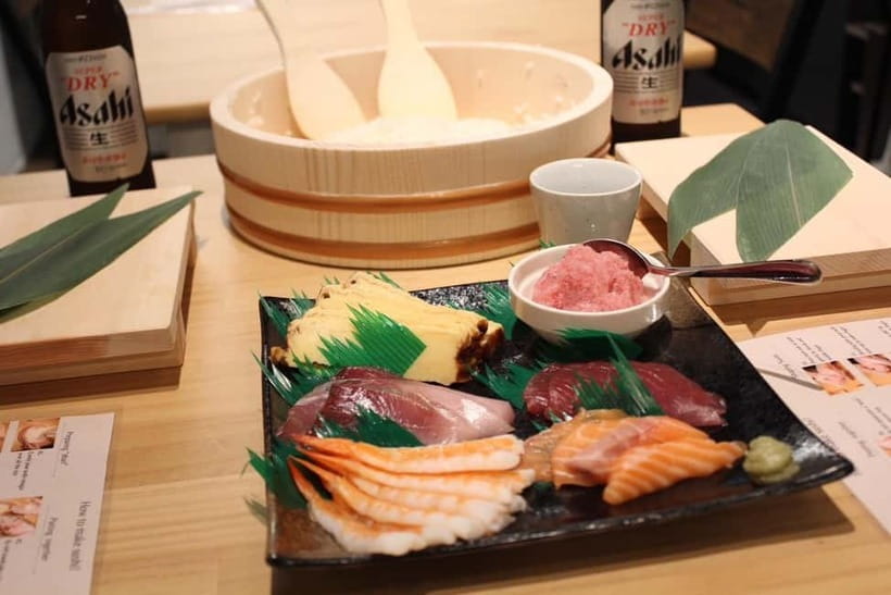 Osaka Dotonbori: Sushi Making Experience - Step 2: Shaping shari into a base that holds up