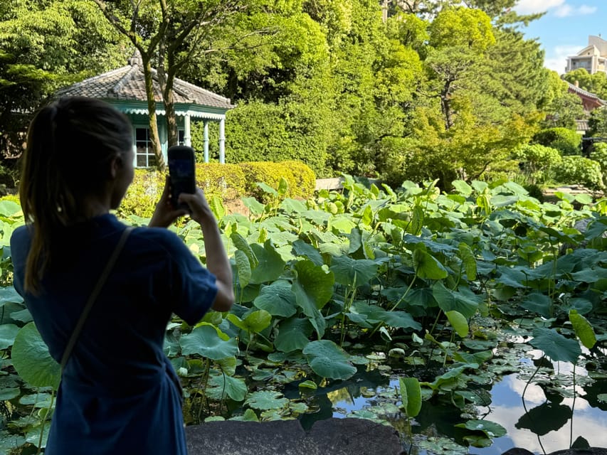 Osaka: Explore the Spiritual and Modern Sides of Osaka - Shitennoji Temple and the Gokuraku-jodo Garden Calm
