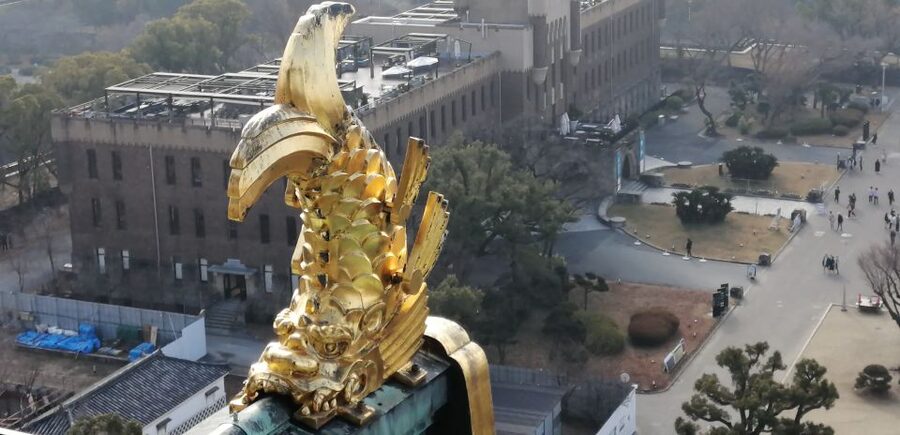 Osaka: Five Must-See Highlights Walking Tour & Ramen Lunch - Shitennoji Temple, a 1400-plus-year anchor for Osaka