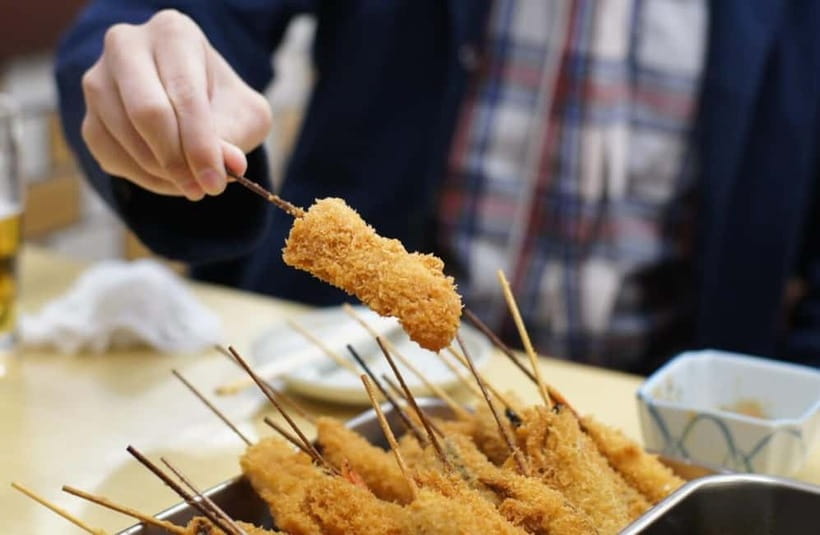 Osaka: Food Tour Kuromon Market & Dotonbori with Guide - Meeting at Hotel Royal Classic Osaka and How the Tour Flows