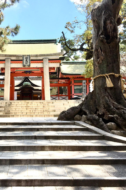 Osaka: Full-Day Private Guided Tour of the Historical City - Shinsekai and Tsutenkaku: a 1970s style Osaka pause