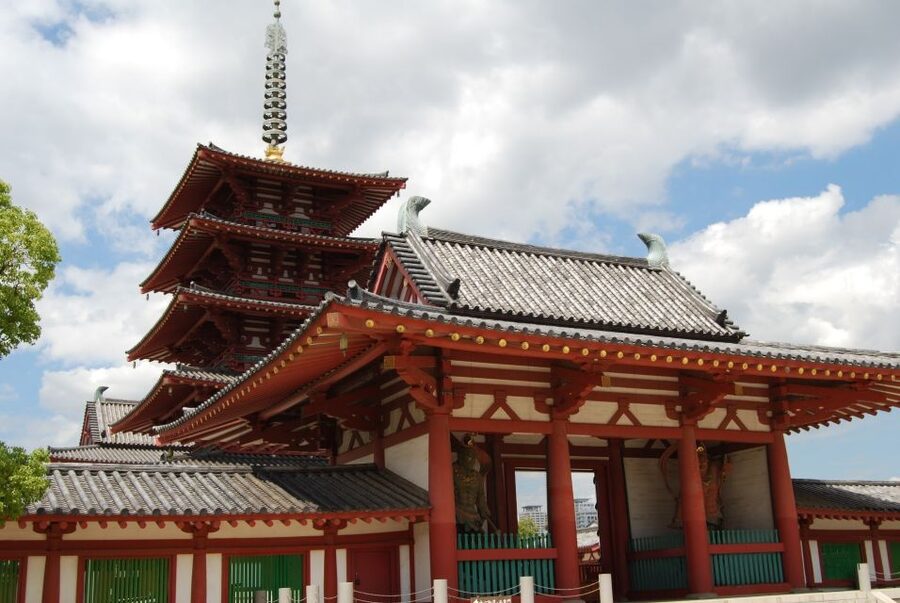 Osaka: Full-Day Sightseeing Tour by Private Vehicle - From pickup to pace: what the private car really buys you