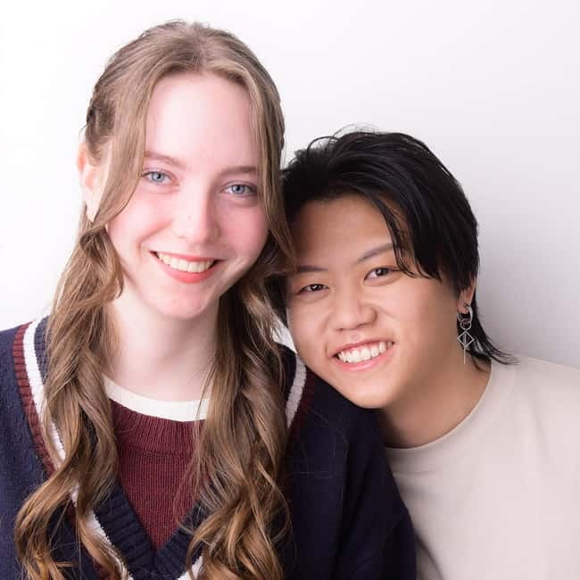 Osaka: Hair & Make-Up by a Professional - Optional kimono rental or having your kimono dressed by the stylist