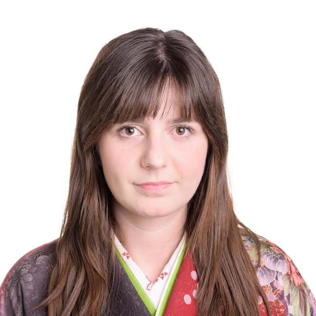 Osaka: Hair & Make-Up by a Professional - Should you book this Osaka hair and makeup experience?
