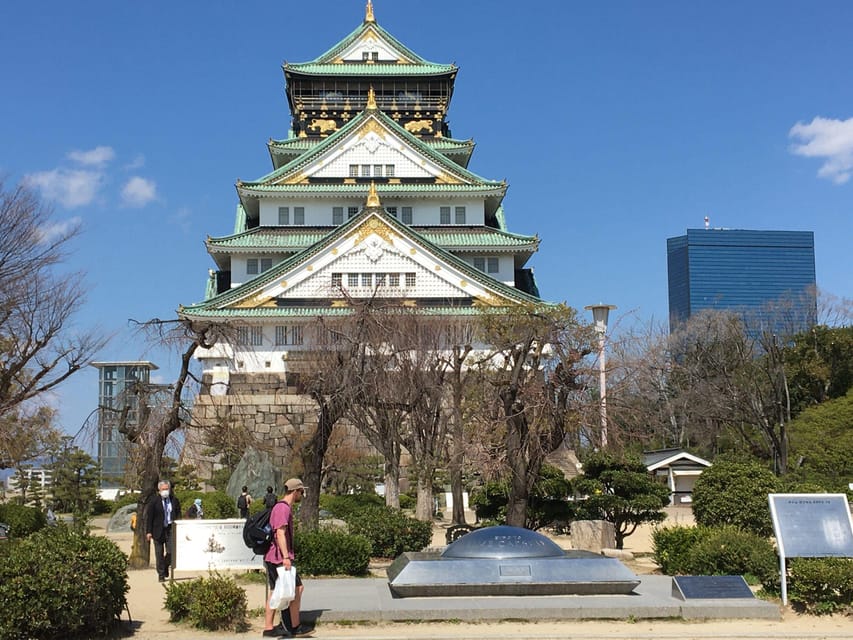 Osaka: Half-Day Private Guided Tour of the Castle - The somber stop: Toyotomi Hideyori and Yododono’s death site