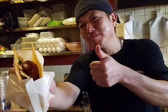 Osaka Highlights: 4-Hour Walking Tour with Castle - How the Route Works: Walking, Subway Stairs, and Pacing