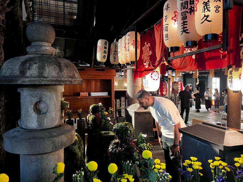 Osaka: Izakaya Bars Guided Walking Tour - Uranamba side streets and bars that may not serve walk-ins