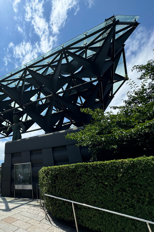 Osaka: Japan’s Oldest Temple & Bone Buddha Walking Tour - Who Should Book This Osaka Temple Tour